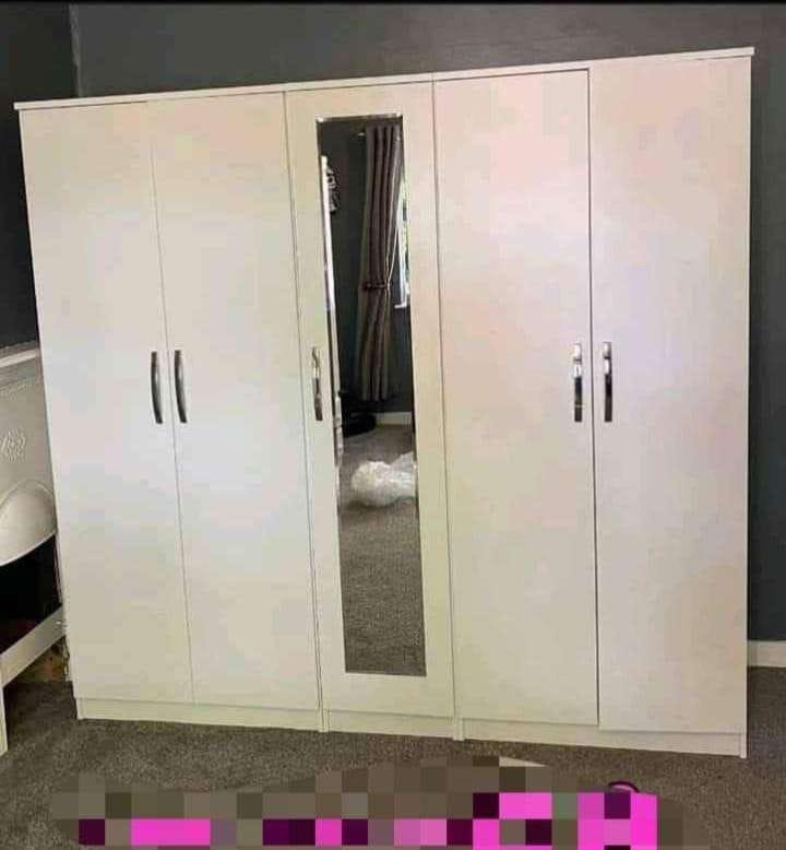 premium 5 door wardrobe extra storage – book now