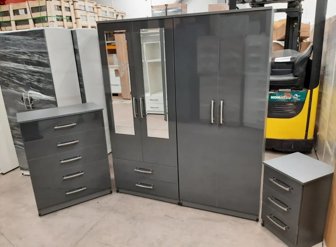 brand new high gloss 2 door wardrobe full set