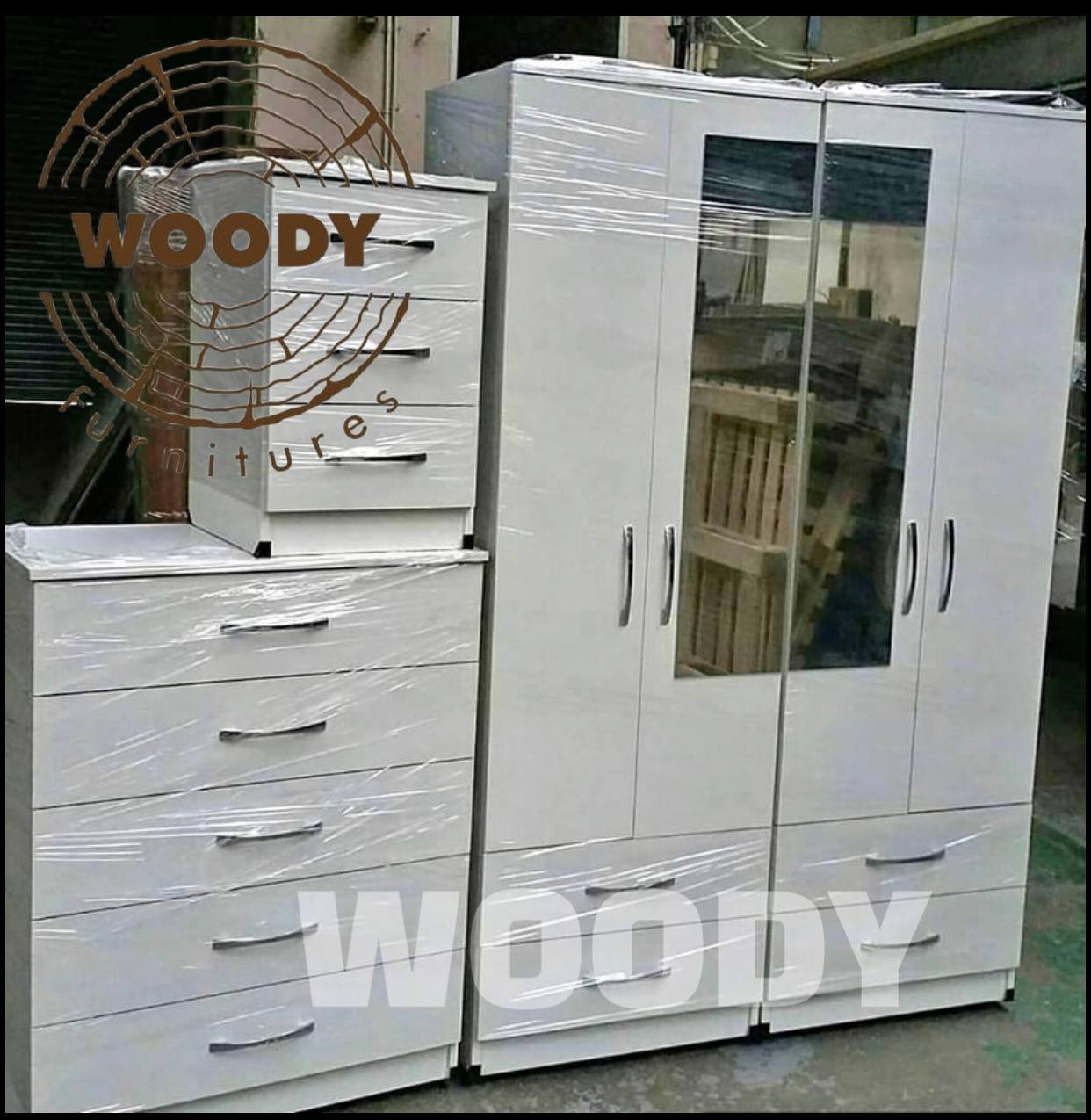 brand new 3 door grey wardrobe