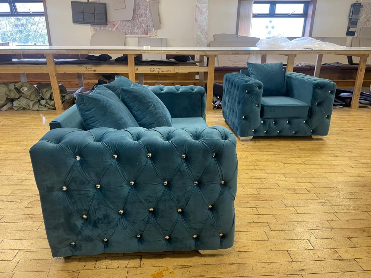 ashton luxury single seater sofa – compact, stylish & comfortable